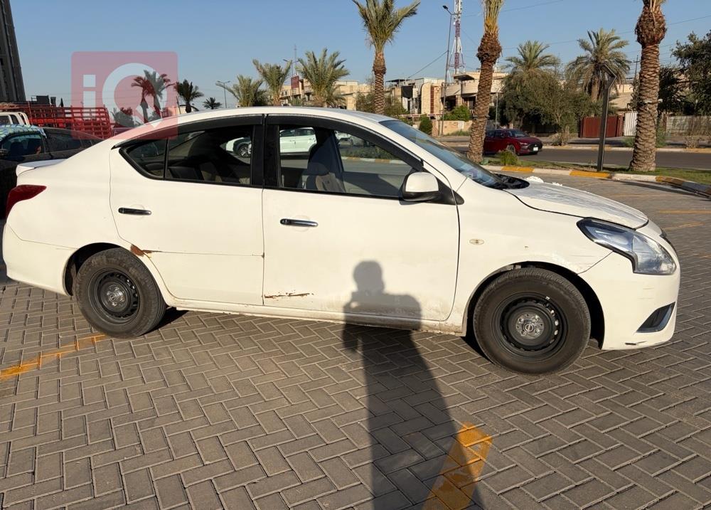 نيسان صني